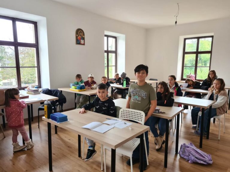 Просвјетина школа српског језика - Браунау