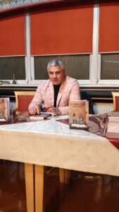 Александар Гвозденовић - Са маргине у висине